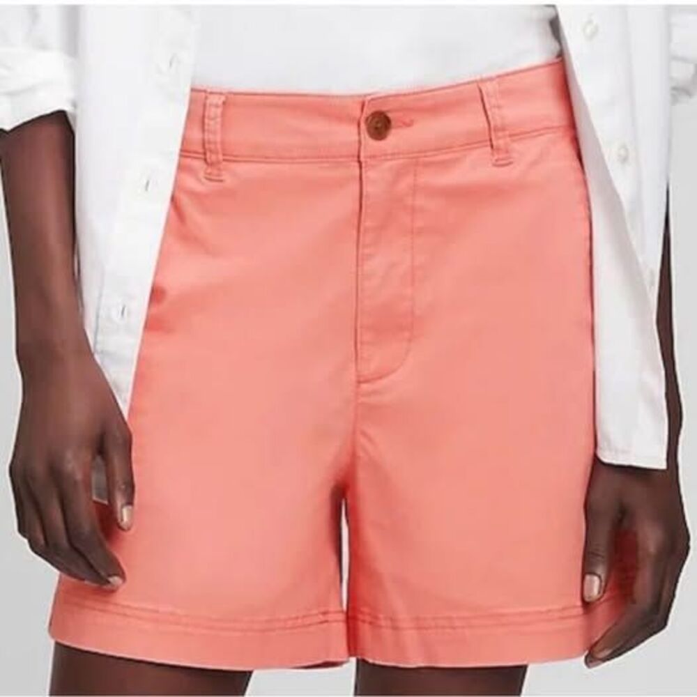GAP High Rise Girlfriend Khaki Shorts - Gravlax Pink - Size 6 Petite - NWT
